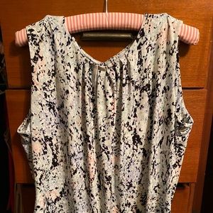 Sleeveless blue and white top, XL